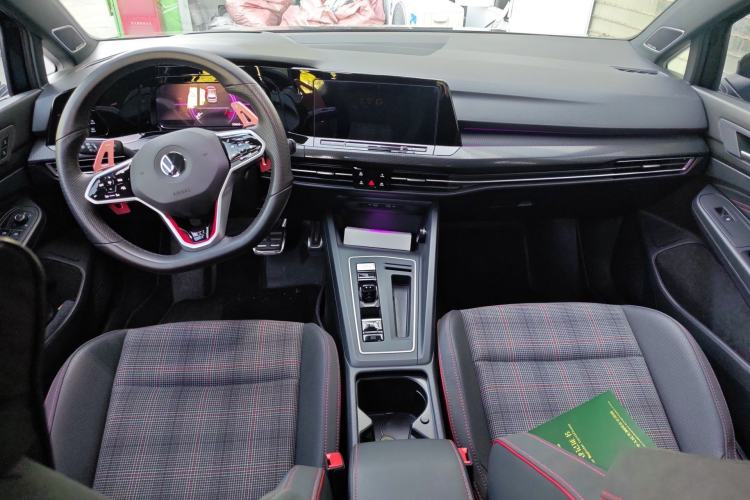 Used Volkswagen Golf GTI 2021 Facelift 380TSI DSG GTI
