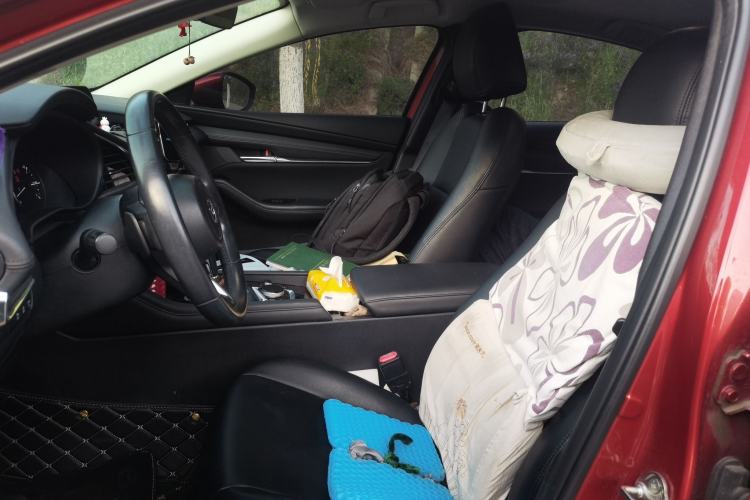 Used Mazda 3 Axela 2021 2.0L Automatic ZhiXuan Edition
