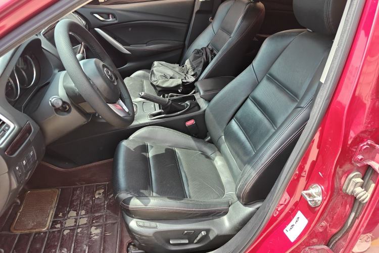 Used Mazda Atenza 2015 2.0L Blue Sky Luxury Edition Left Front Seat