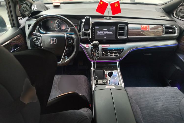 Used Honda Elysion 2016 2.4L Luxury Edition
