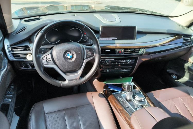 Used BMW X5 2017 xDrive28i
