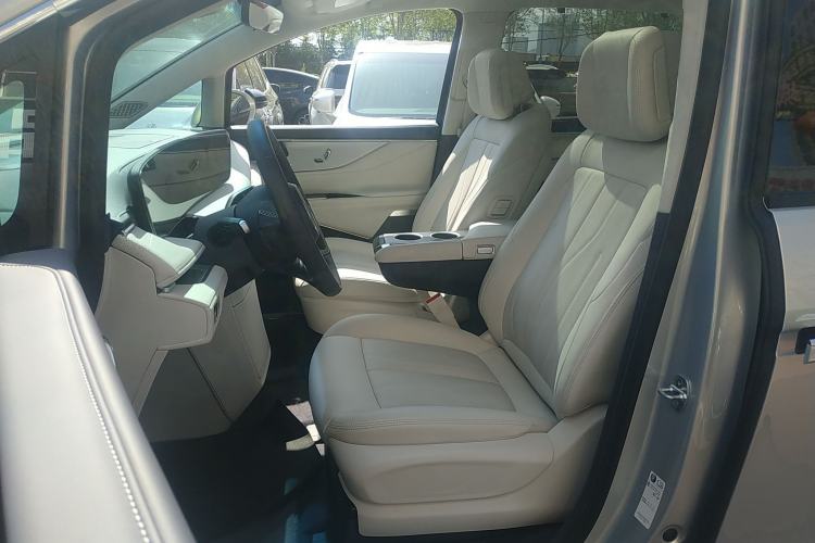 Used Buick GL8 New Energy 2026 Model Lu Zun Luxury Edition
