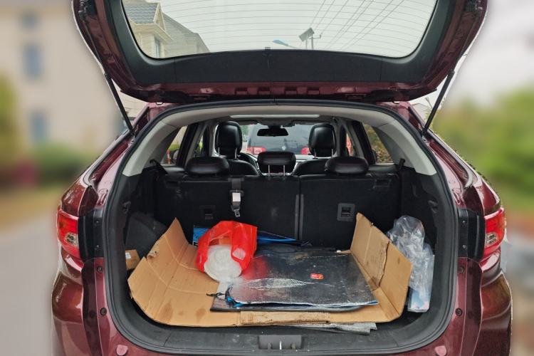 Used Soueast DX7 2018 1.5T Automatic Glory Edition Trunk