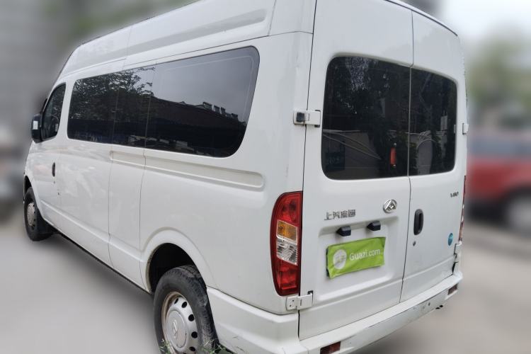 Used SAIC MAXUS Xintu V80 2021 2.0T Manual Classic Aoyuntong 127 PS Mid-axle Mid-roof 6/7/8/9-Seater Rear Left 45 Deg