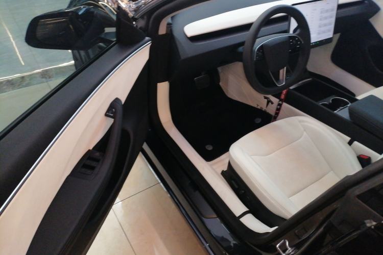 Used Tesla Model 3 2025 Rear-Wheel-Drive Version