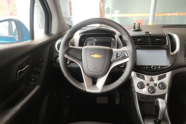 Used Chevrolet Trax 2014 1.4T Automatic Two-Wheel Drive Luxury Model Steering Wheel