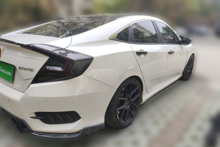 Used Honda Civic 2016 220TURBO CVT Prestige Edition
