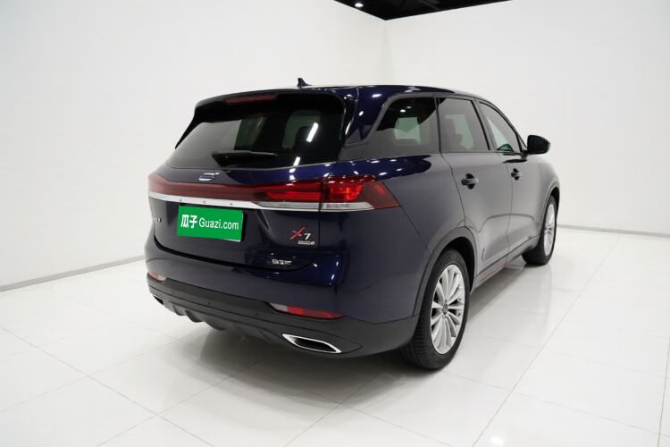 Used CHANGAN OSHAN X7 PLUS 2022 1.5T Blue Whale Edition Automatic Luxury 7-Seater Exterior 5