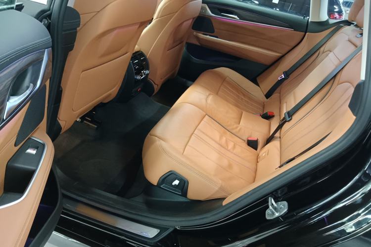 Used BMW 6 Series GT 2022 630i Luxury Design Package