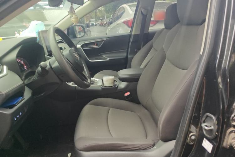 Used Toyota RAV4 2021 2.0L CVT Two-Wheel Drive Fashion Edition