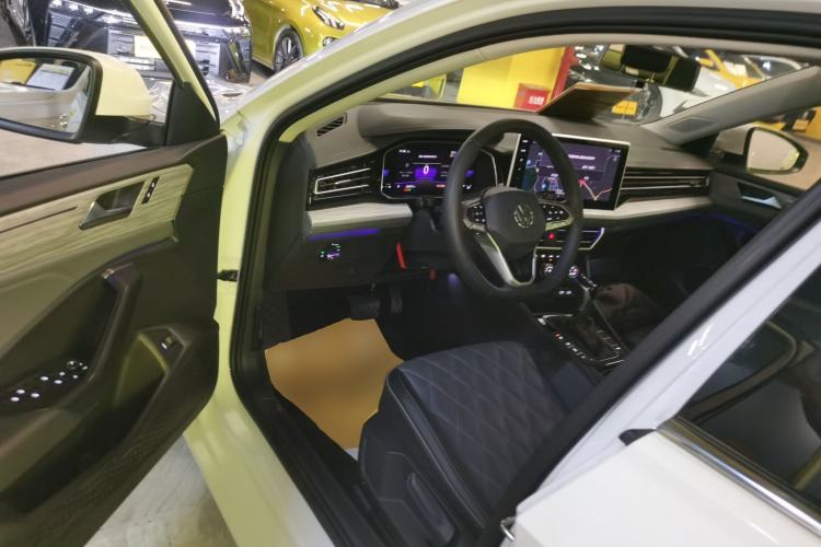 Used Volkswagen Sagitar 2023 300TSI DSG Excellence Edition
