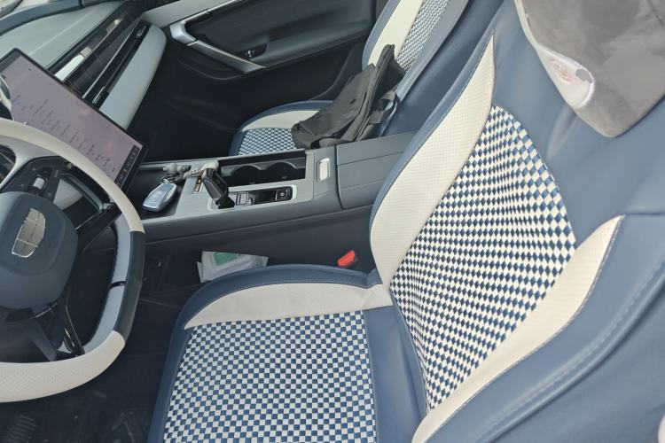 Used Geely Auto FX11 2024 1.5TD DCT Prestige Edition