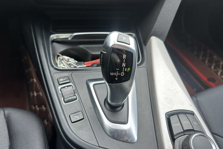 Used BMW 3 Series GT 2014 320i Leading Model
