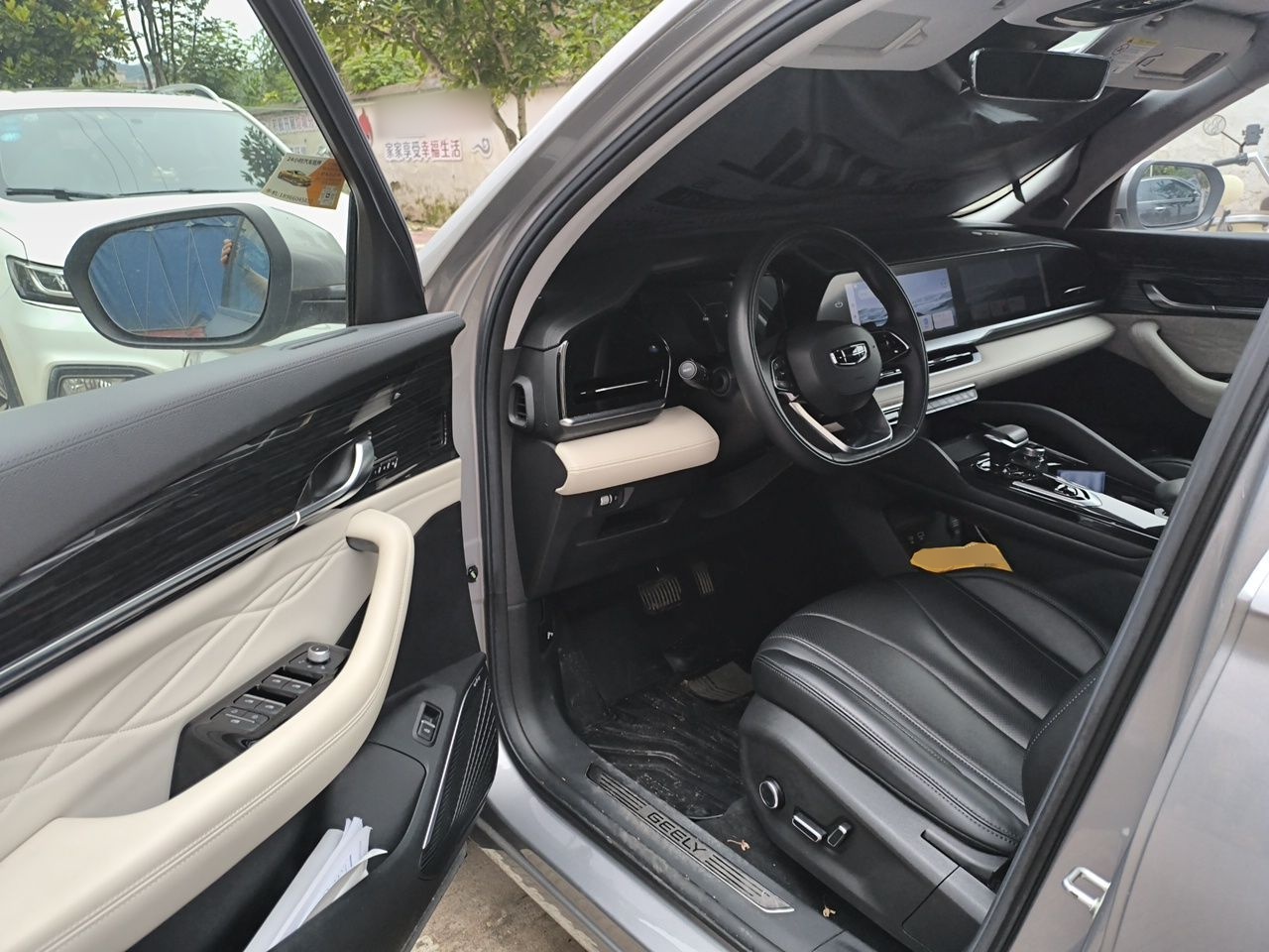 Geely Auto Monjaro L 2023 2.0TD High-Power Automatic Two-Wheel Drive Flagship Version — снимка 16