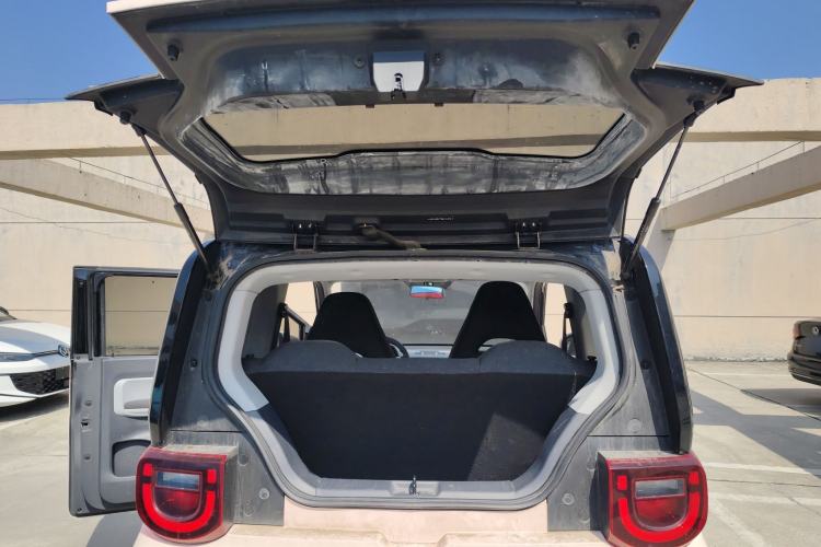 Used Chery QQ Ice Cream 2022 120km Conical Shape Lithium Iron Phosphate
