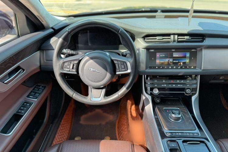 Used Jaguar XFL 2018 XFL 2.0T 250 PS Luxury Edition
