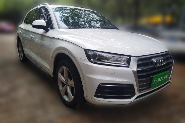 Used Audi Q5L 2020 40 TFSI Prestige Edition Front Right 45 Deg