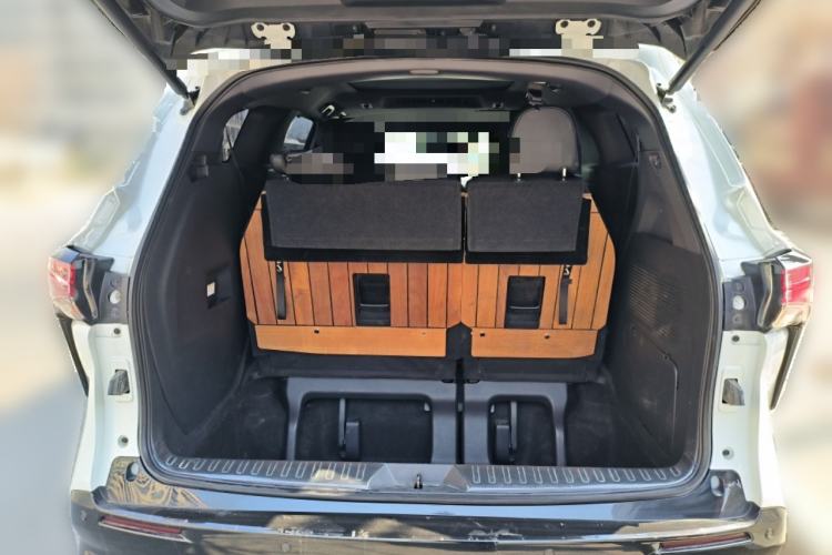 Used Toyota SIENNA 2021 2.5L Hybrid Ultimate Edition Trunk