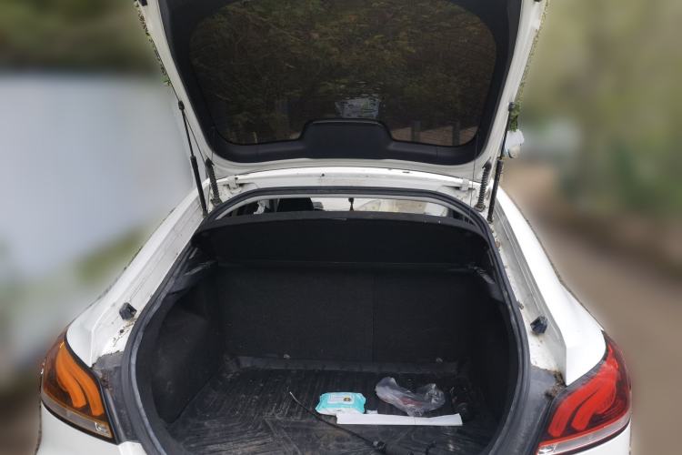 Used MG 6 2019 20T Automatic Sport Edition Trunk