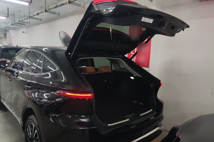 Used Toyota Venza 2022 2.0L CVT Four-Wheel Drive Supreme Edition Trunk