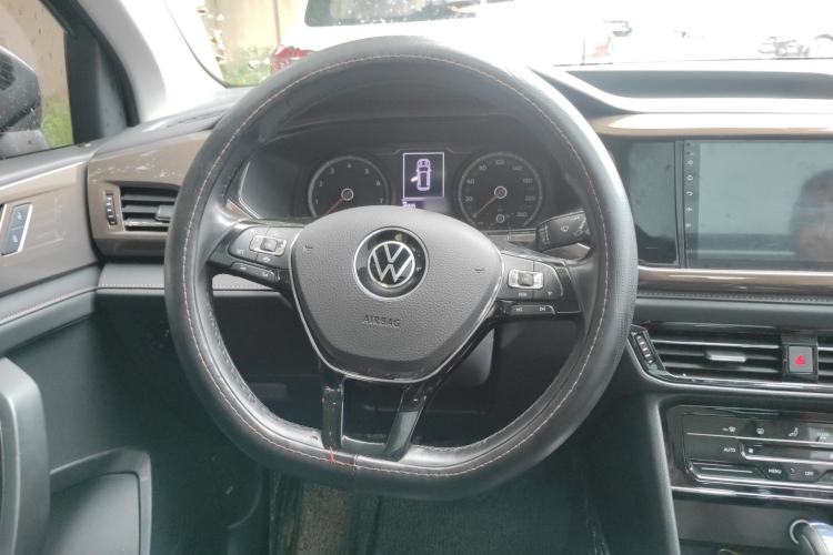 Used Volkswagen Tharu 2021 280TSI Two-Wheel Drive Comfort Edition
