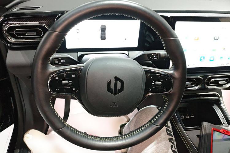 Used Leapmotor C01 2022 Four-Wheel Drive Dual-Motor High-Performance Version
