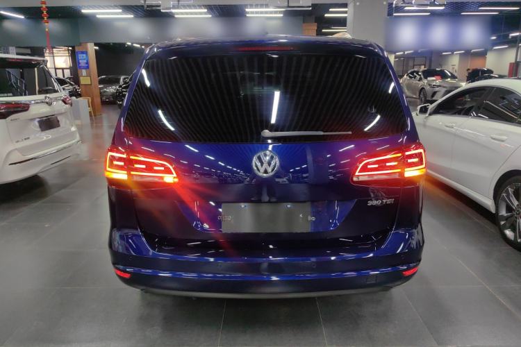 Used Volkswagen Sharan 2018 Revised Version 380TSI Comfort Edition 7-Seater
