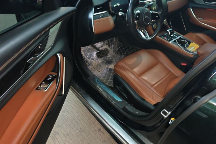 Used Jaguar XFL 2021 XFL 2.0T P250 Two-Wheel-Drive Elite Sport Edition Driver Seat