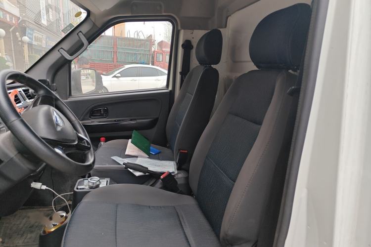 Used Foton Skyworth EV6 2023 Fast and Slow Charging Version Interior 4