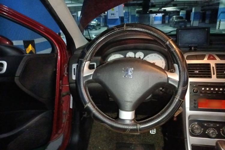 Used Peugeot 307 2013 1.6L Automatic CROSS Steering Wheel