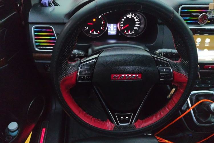 Used Haval H6 2014 Sport Edition 2.0T Diesel Manual 4x4 Prestige Version
