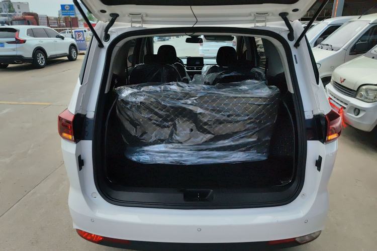 Used Baojun 360 2019 1.5L CVT Elite Version China VI Trunk