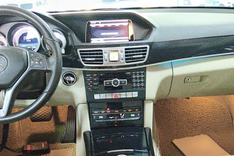 Used Mercedes-Benz E-Class 2014 E 260 L Sport Edition