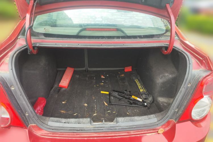 Used Chevrolet Aveo Sonic 2011 Sedan 1.4L Automatic SL
