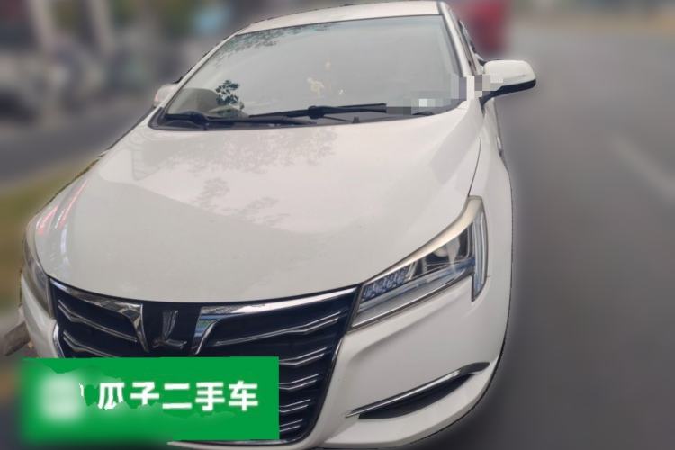 Used Luxgen 5 2015 1.8T Automatic Smart Model