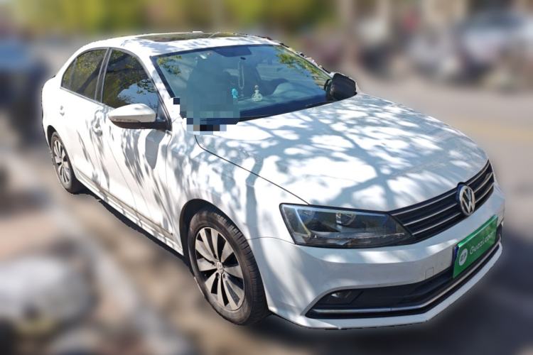 Used Volkswagen Sagitar 2018 280TSI DSG Comfort Model Front Right 45 Deg