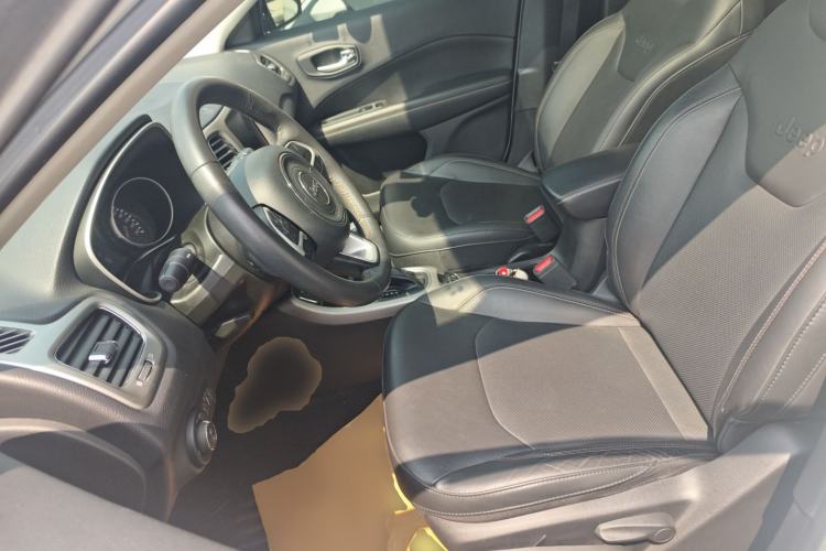 Used Jeep Compass 2017 200T Automatic Family Edition
