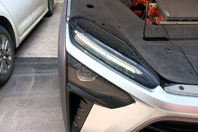 Used Nio ES8 2022 100 kWh Six-Seater Version Right Front Headlight