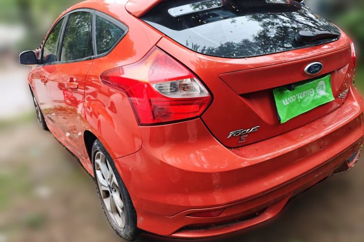 Used Ford Focus 2012 Hatchback 2.0L Automatic Luxury Sport Model