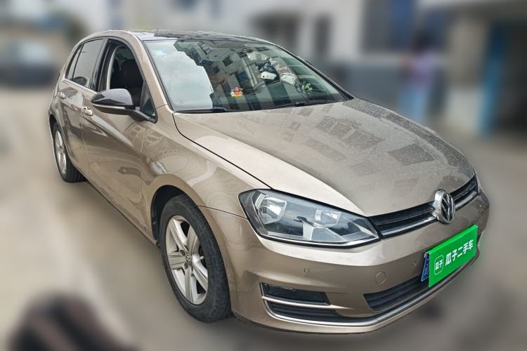 Used Volkswagen Golf 2017 230TSI Automatic Comfort Edition – Celebrating Milestone of One Million Units Front Right 45 Deg