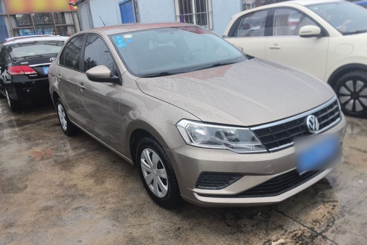 Used Volkswagen Jetta 2017 1.5L Manual Fashion Edition