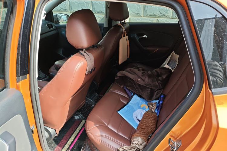 Used Volkswagen Polo 2016 1.6L Cross Polo Automatic