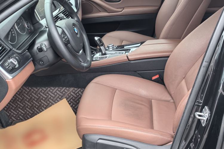 Used BMW 5 Series 2017 520Li Elegant Edition Interior 3