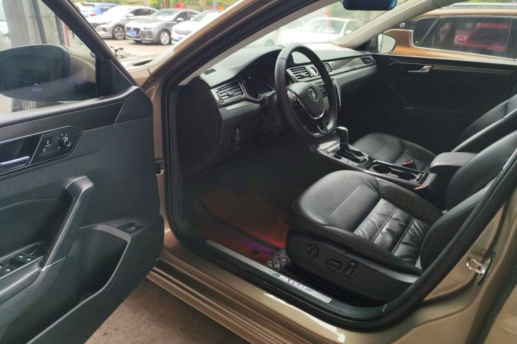 Used Volkswagen Passat 2016 330TSI DSG Prestige Edition