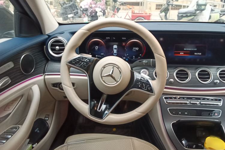 Used Mercedes-Benz E-Class 2022 E 260 L