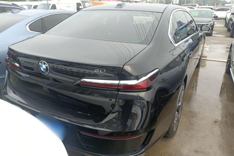 Used BMW 7 Series 2023 740Li Luxury Edition with Premium Package
