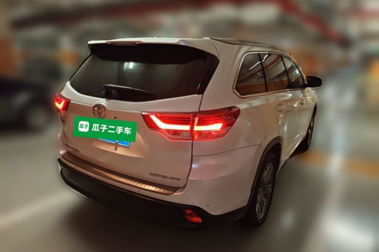 Used Toyota Highlander 2018 2.0T Four-Wheel Drive Supreme Edition 7-Seater China VI Rear Right 45 Deg