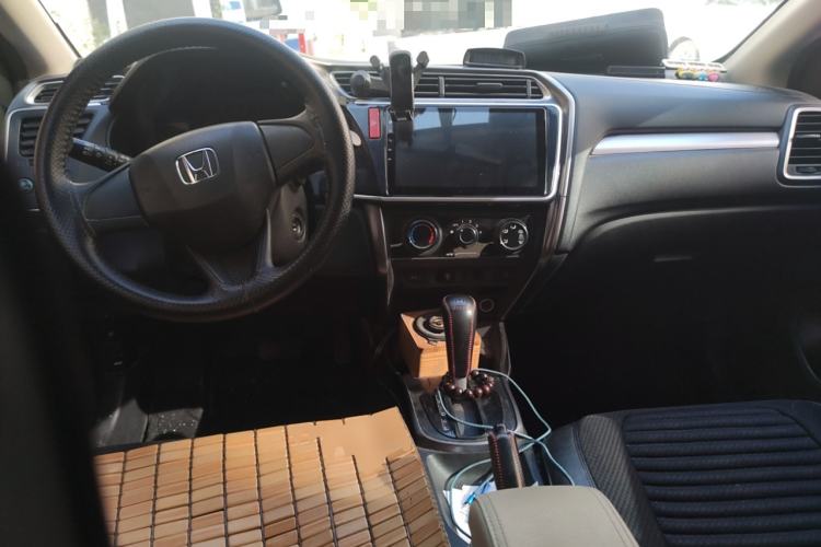 Used Honda Gienia 2017 1.5L CVT Classic Edition
