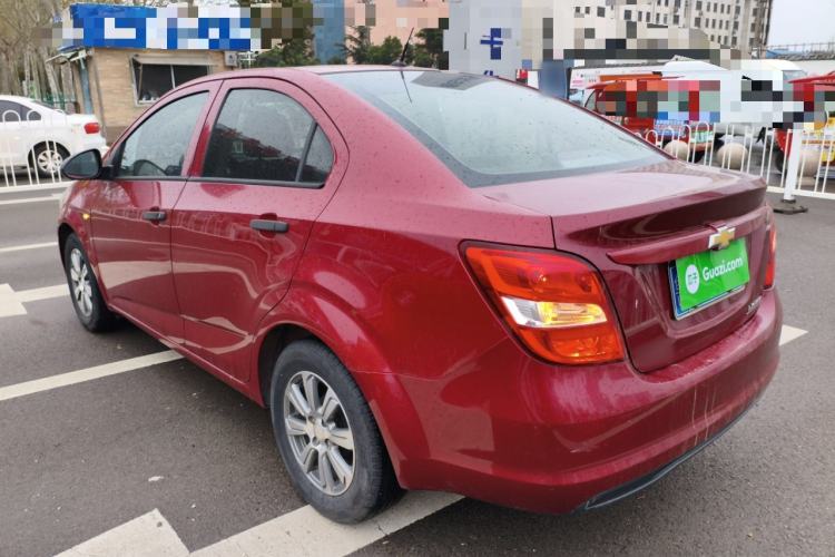 Used Chevrolet Aveo Sonic 2014 Sedan 1.4SL MT Comfort Edition
