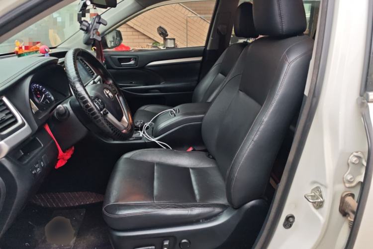 Used Toyota Highlander 2017 2.0T Four-Wheel Drive Luxury Edition 7 Seats Left Front Seat